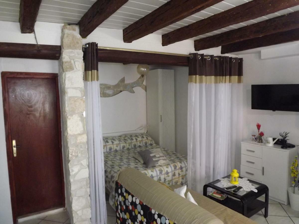 Apartment The Old House Vrsar Εξωτερικό φωτογραφία